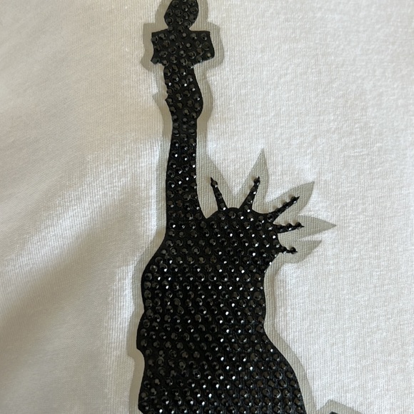 Dkny Statue of Liberty T-Shirt - Picture 5 of 5